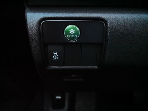 Used 2014 Honda Accord Sport image 26