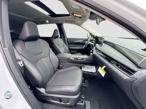 Used 2026 INFINITI QX60 Luxe w/ Cargo Package image 32