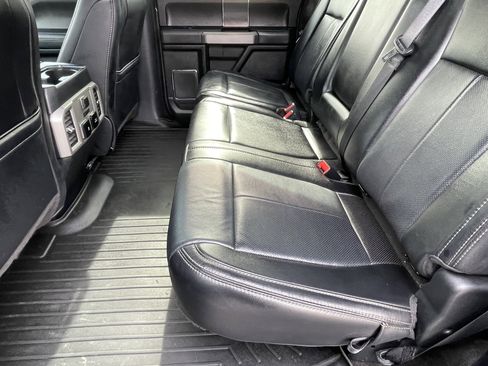 Used 2020 Ford F150 Lariat w/ Equipment Group 502A Luxury image 16