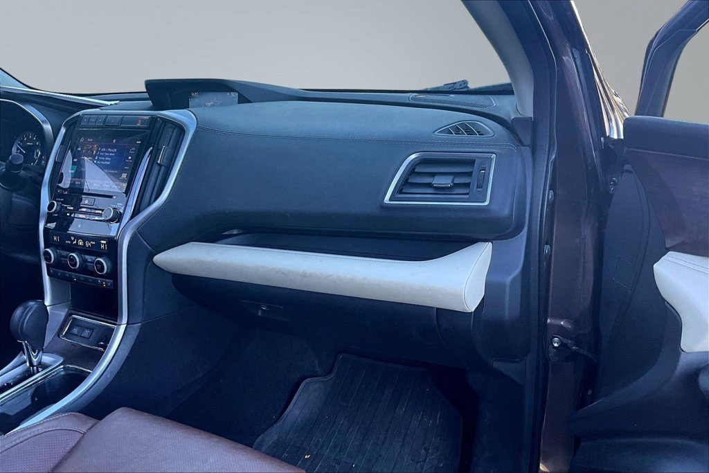 Used 2019 Subaru Ascent Touring w/ Popular Package #3 AWD/4WD image 27