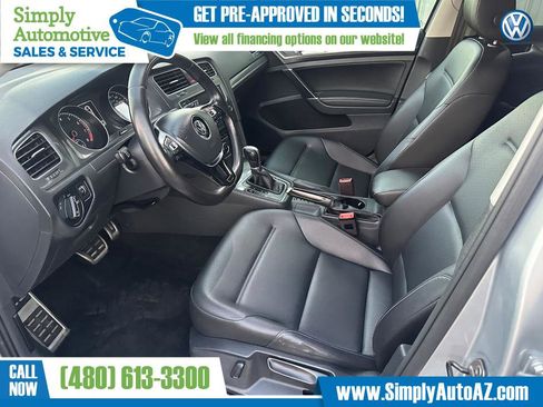 Used 2017 Volkswagen Golf Alltrack SE image 15