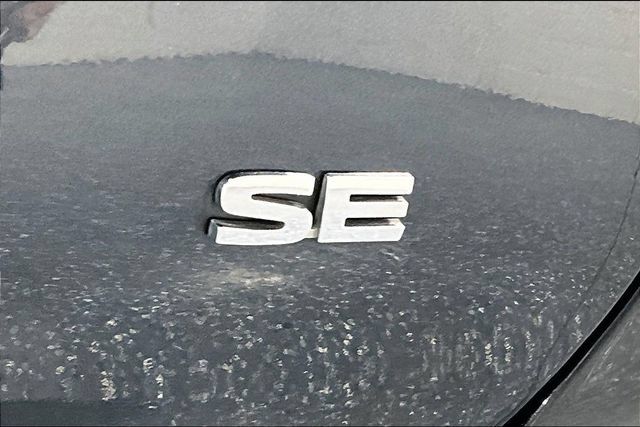Used 2024 Mitsubishi Outlander SE FWD image 22