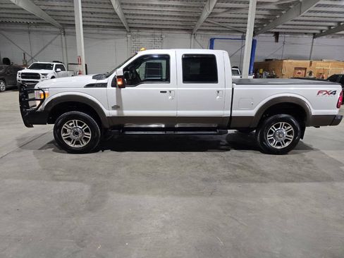 Used 2015 Ford F250 King Ranch w/ FX4 Off-Road Package AWD/4WD image 5