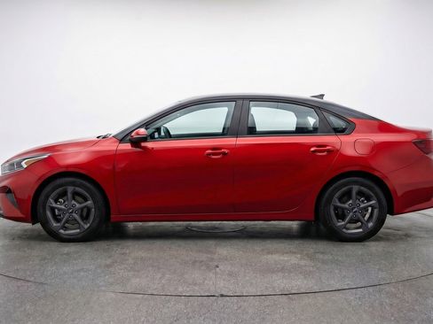 Used 2025 Kia K4 LXS FWD image 5