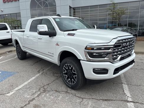 New 2026 RAM 2500 Limited AWD/4WD image 6