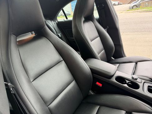 Used 2016 Mercedes-Benz CLA 250 4MATIC image 27