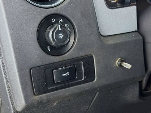 Used 2013 Ford F150 XLT AWD/4WD image 11
