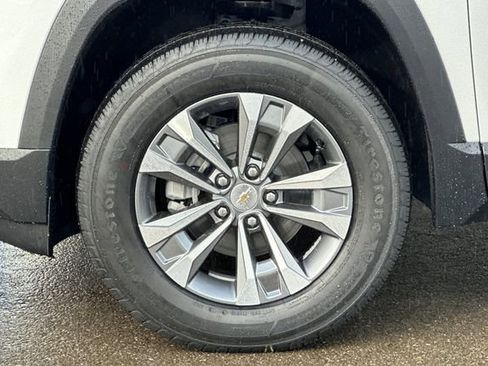 New 2026 Chevrolet Equinox LT image 37