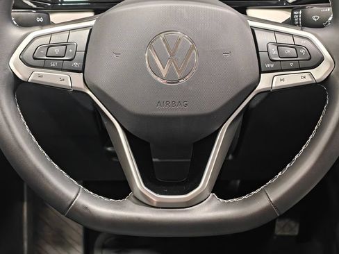 Used 2025 Volkswagen Taos S AWD/4WD image 5
