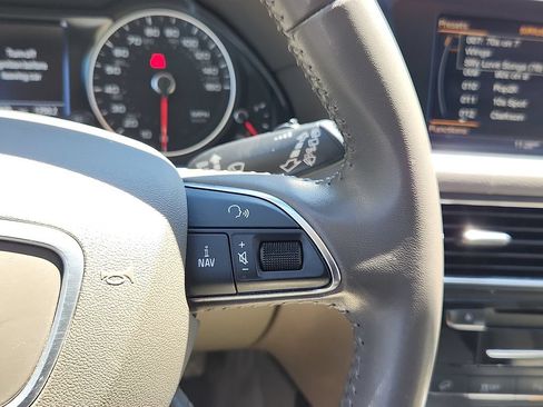 Used 2014 Audi Q5 2.0T Premium Plus AWD/4WD image 22