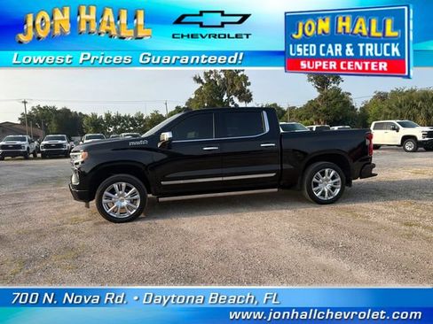 Used 2025 Chevrolet Silverado 1500 High Country AWD/4WD image 4