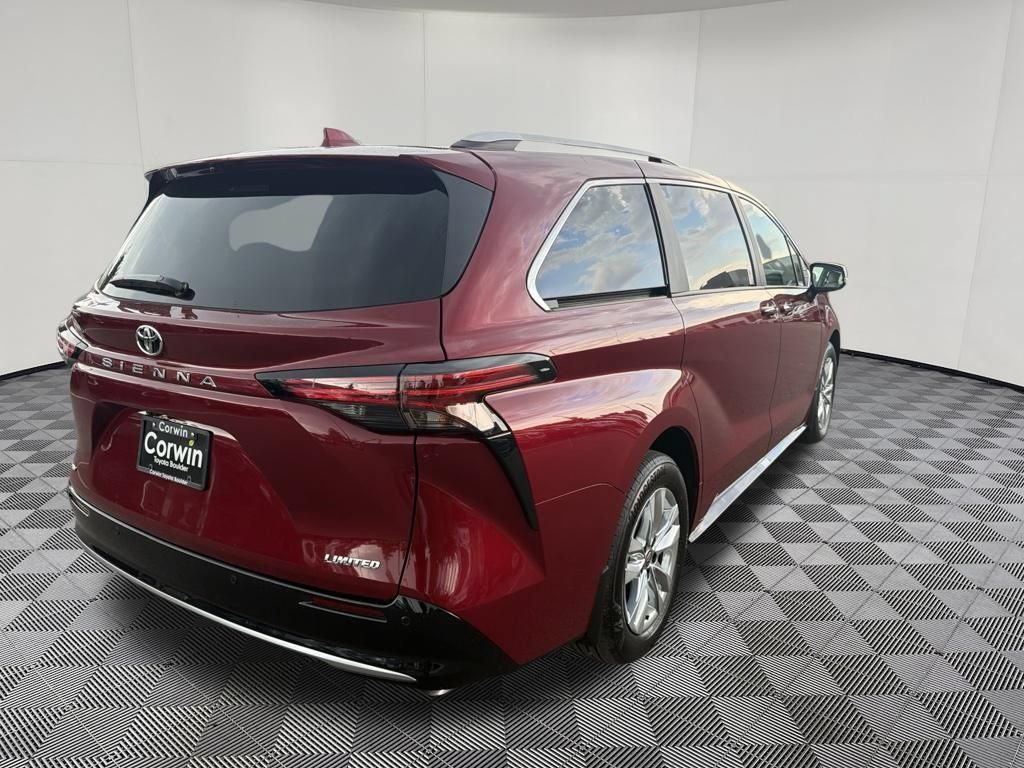 Used 2026 Toyota Sienna Limited FWD image 7