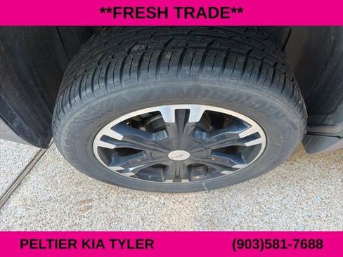 Used 2017 GMC Terrain SLE w/ Nightfall Package FWD image 11