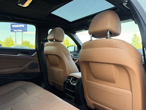 Used 2022 BMW 530i w/ M Sport Package RWD image 28