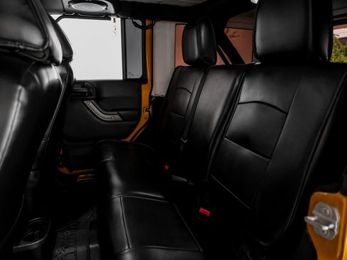 Used 2014 Jeep Wrangler Unlimited Sport w/ Power Convenience Group AWD/4WD image 39