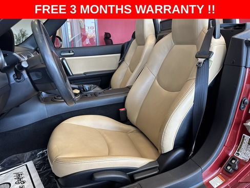 Used 2010 MAZDA MX-5 Miata Grand Touring w/ Premium Pkg RWD image 14