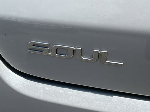 New 2025 Kia Soul LX w/ LX Technology Package image 22