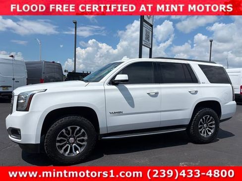 Used 2017 GMC Yukon SLT AWD/4WD image 12