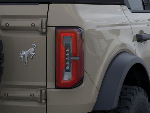 New 2026 Ford Bronco Badlands AWD/4WD image 23