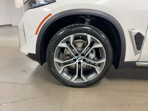 New 2026 BMW X5 sDrive40i image 12