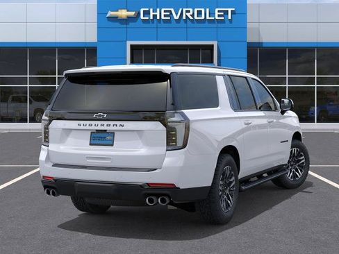 New 2026 Chevrolet Suburban Z71 w/ Z71 Off-Road Package AWD/4WD image 4