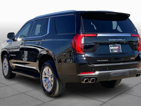 Used 2025 GMC Yukon Denali image 12