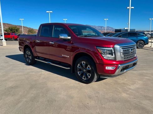 Used 2022 Nissan Titan Platinum Reserve w/ Moonroof Package image 7