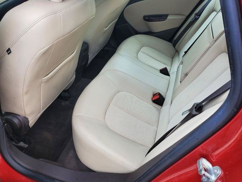 Used 2015 Buick Verano FWD image 12