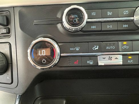 Used 2021 Ford F150 XLT w/ Equipment Group 302A High AWD/4WD image 14