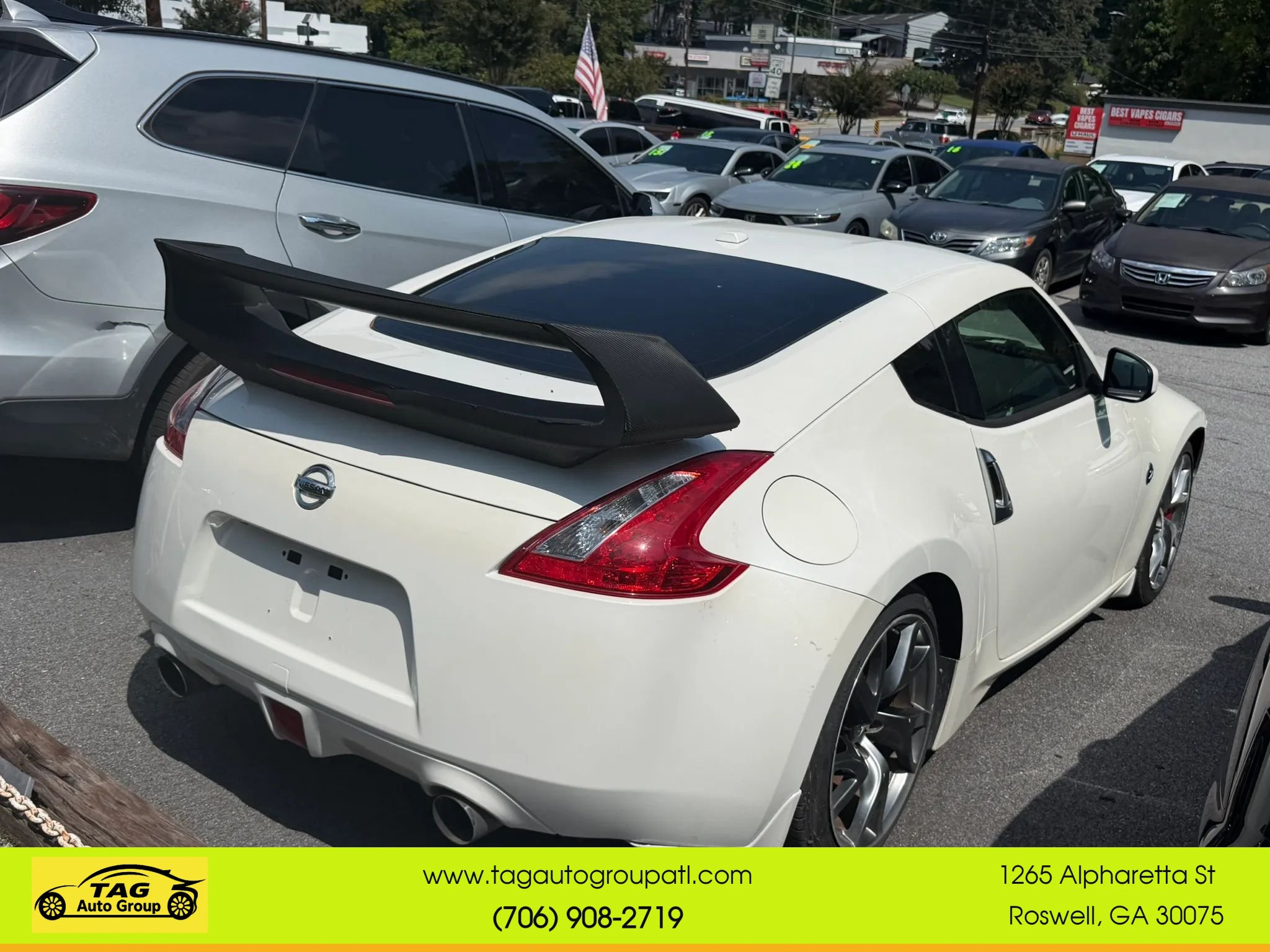 Used 2013 Nissan 370Z Touring w/ Sport Pkg RWD image 2
