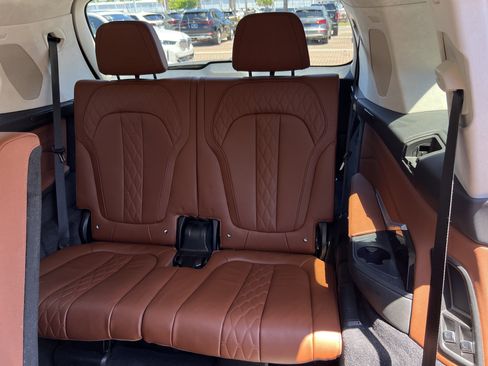 Certified 2024 BMW ALPINA XB7 AWD/4WD image 32