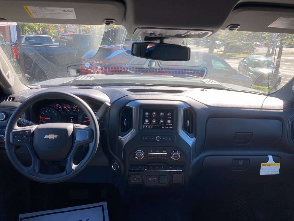 New 2026 Chevrolet Silverado 2500 Custom w/ Custom Value Package AWD/4WD image 6