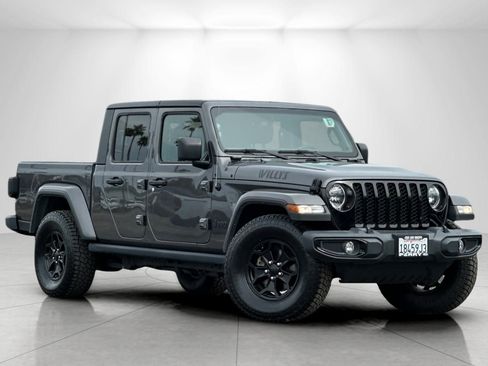 Used 2021 Jeep Gladiator Willys image 1
