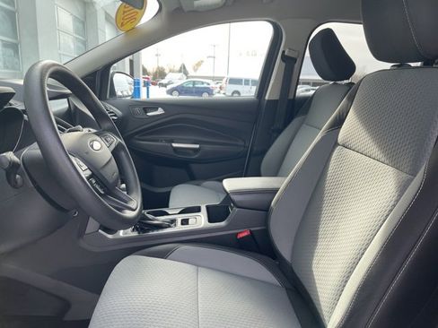 Used 2018 Ford Escape SE w/ SE Sync 3 Package image 12