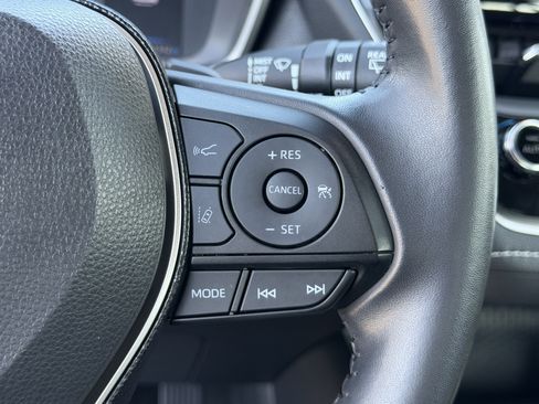 Used 2021 Toyota Corolla SE w/ Carpet Mat Package (TMS) FWD image 19