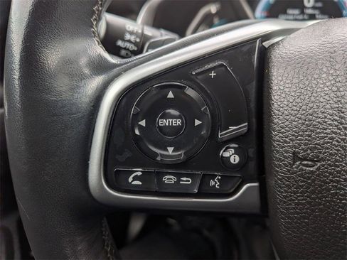Used 2019 Honda Civic Touring image 18