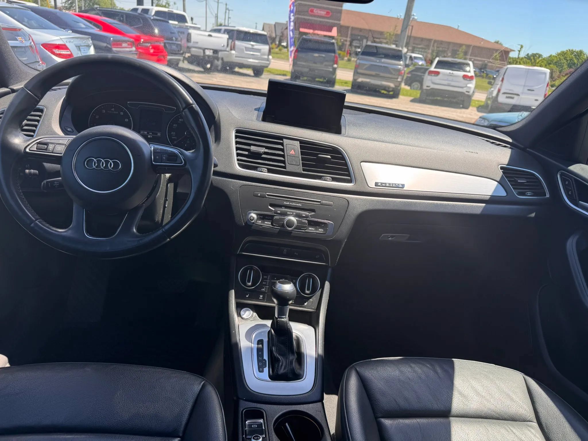 Used 2018 Audi Q3 2.0T Premium AWD/4WD image 19