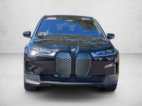 Used 2024 BMW iX xDrive50 w/ Premium Package AWD/4WD image 2