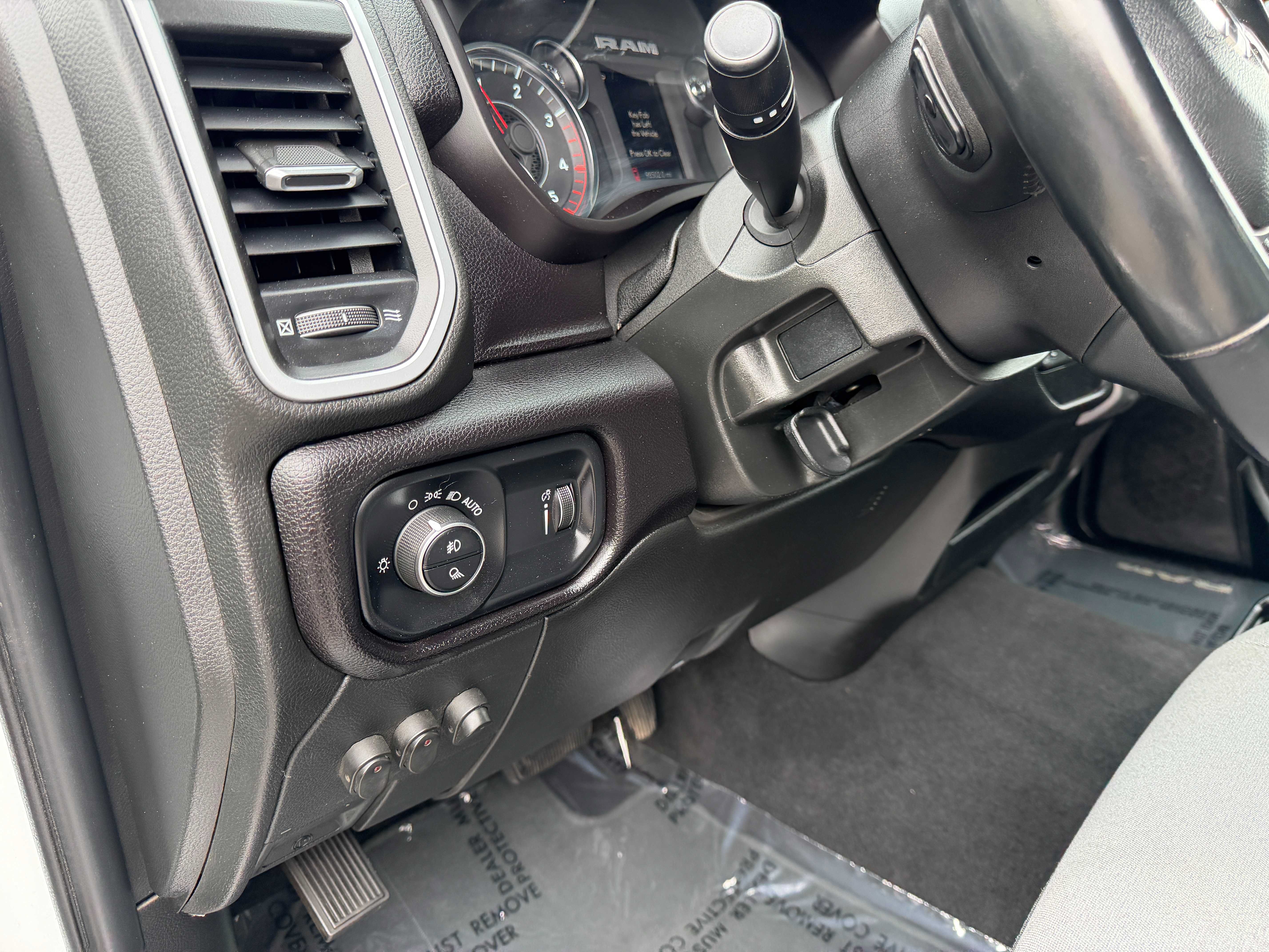 Used 2023 RAM 2500 Big Horn w/ Level 1 Equipment Group AWD/4WD image 24