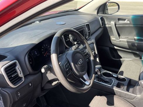 Used 2018 Kia Sportage LX image 15