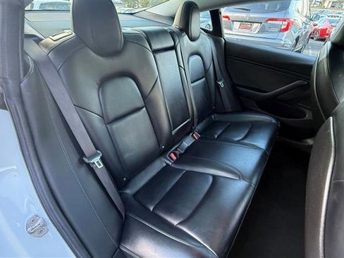 Used 2018 Tesla Model 3 Long Range image 12