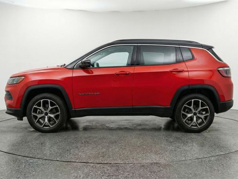 Used 2025 Jeep Compass Limited AWD/4WD image 5