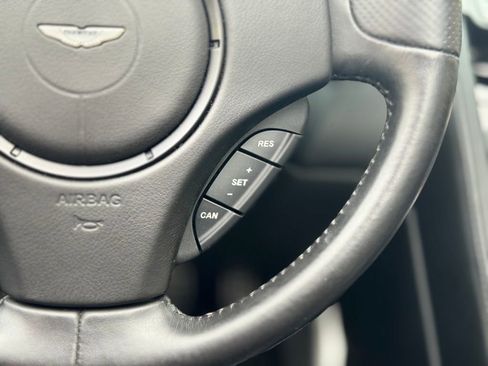 Used 2012 Aston Martin DBS Volante image 58