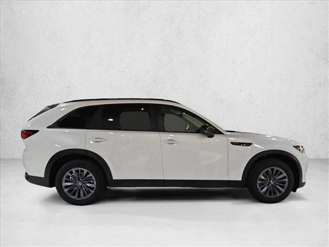 Used 2025 MAZDA CX-70 3.3 Turbo w/ Preferred Package AWD/4WD image 4