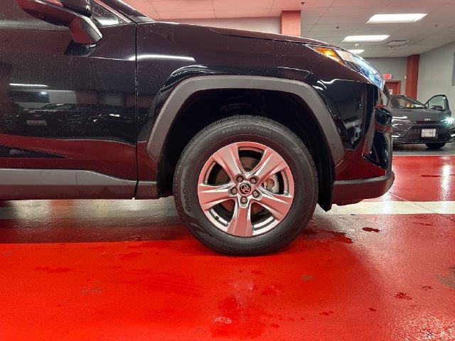 Certified 2025 Toyota RAV4 XLE AWD/4WD image 31