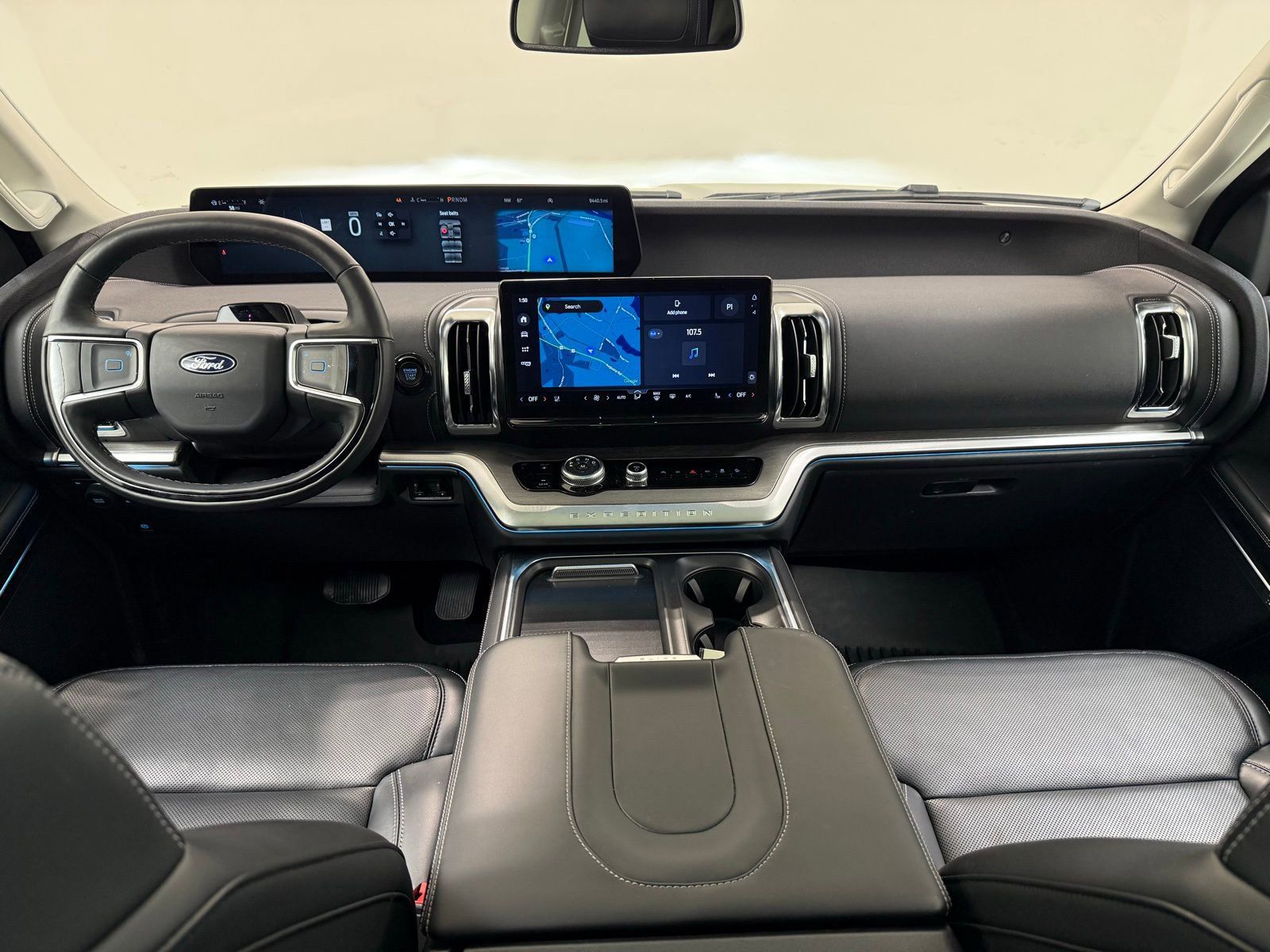 Used 2025 Ford Expedition Platinum AWD/4WD image 39
