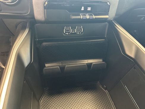 Used 2021 RAM 1500 Big Horn image 42