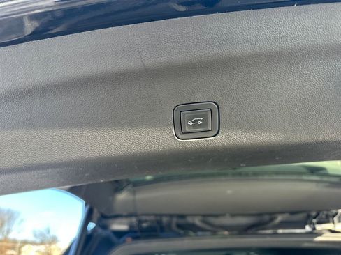 Certified 2021 Chevrolet Suburban Z71 image 20