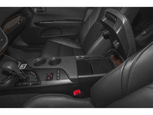 Used 2015 Toyota Avalon Limited w/ Technology Package FWD image 17