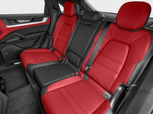 New 2026 Porsche Cayenne Turbo GT AWD/4WD image 9
